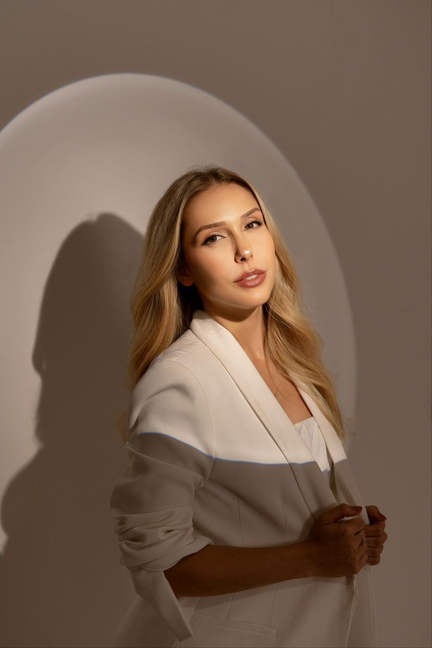 Dra. Amanda Prates